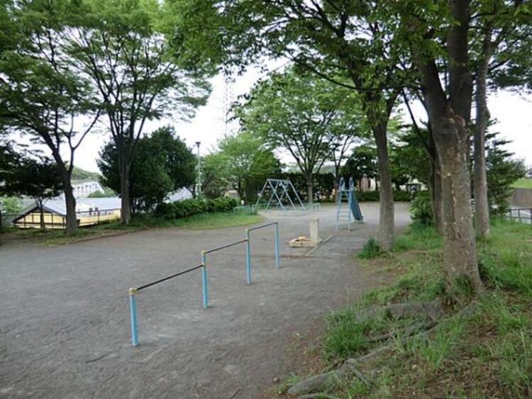 周辺 川上長作公園まで約210ｍ