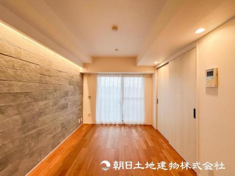 居間 【リビング】1日の中で最も長い時間を過ごすことになるリビングだからこそいつも笑顔があふれる空間であるように心掛けています。