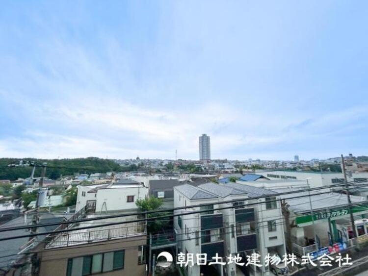 その他 【眺望】部屋から眺める景色はお部屋のインテリアの一部です。開放感ある景色は季節や天候によって変化する素敵な絵画ですね！