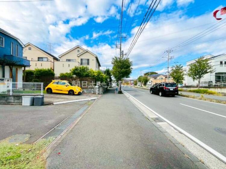 外観 空を広く感じる。緑が多いゆったり感のある安心の住環境です！！潤いのある環境でホッと生活できそうです！おしゃれな雰囲気や自然の潤いがあり、親しみやすさと個性を！街に新たな価値をもたらし続けてくれます！