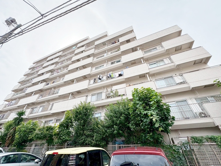 外観 資料には掲載していない情報が、現地にはたくさんあります。是非一度、現地をご確認ください。