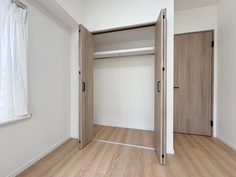 収納 居室にはクローゼットがあり、荷物もスッキリ収納して快適にお過ごしいただけます。