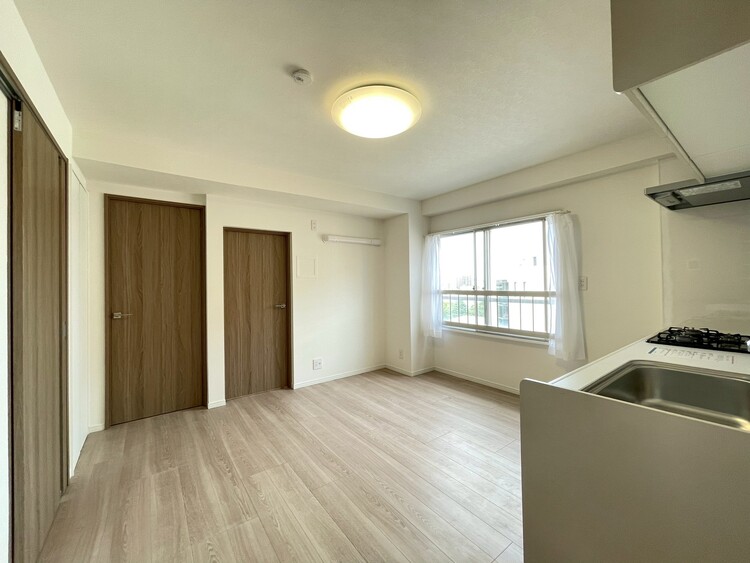 居間 豊かな居住性と、安心感を満たすクオリティが見事に調和した住空間。