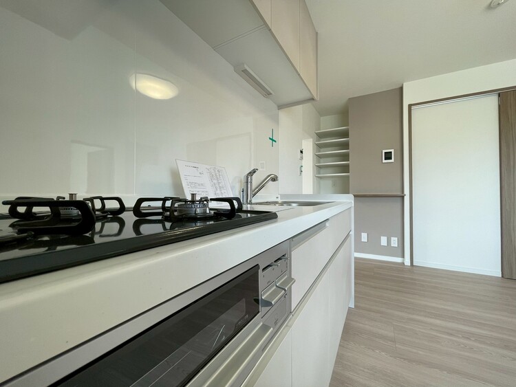 居間 ひとつひとつの空間に宿した機能性、そして美意識。