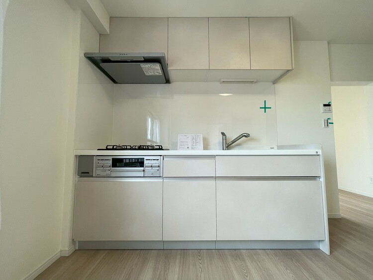 キッチン スマートな意匠と充実の機能を備えたキッチンが、暮らしにおいしい彩りを添えます。