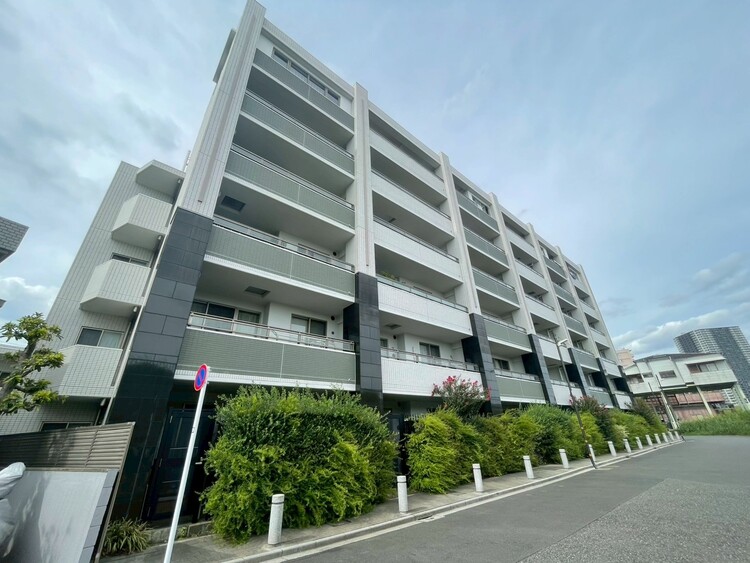 外観 ライフプランニングからローンまで、一貫してご説明させていただきます。お気軽にお問い合わせくださいませ。