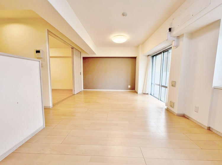 居間 豊かな居住性と、安心感を満たすクオリティが見事に調和した住空間。