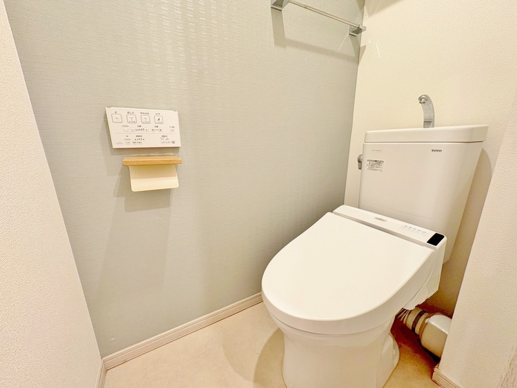 トイレ 暮らしの中のさりげないひとときの快適さにも、こだわりを、持って設備を配しております。