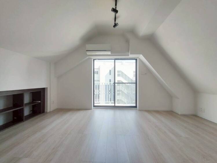 その他 清かで艶やかな時間をもたらしてくれる室内です。