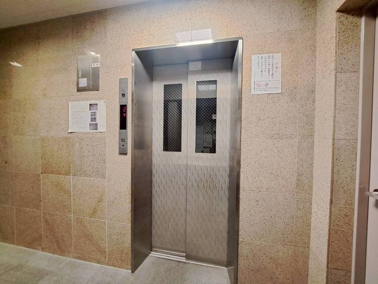その他 エレベーター完備のため荷物が多くなっても安心。