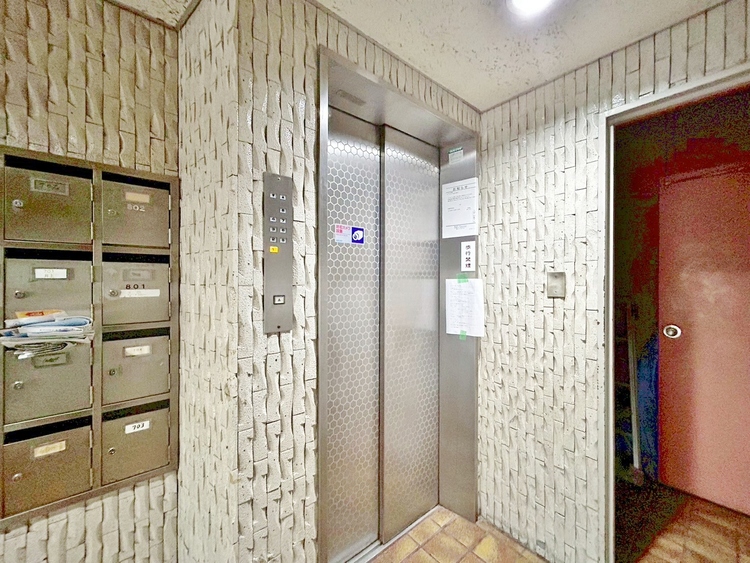 その他 エレベーター完備のため荷物が多くなっても安心。