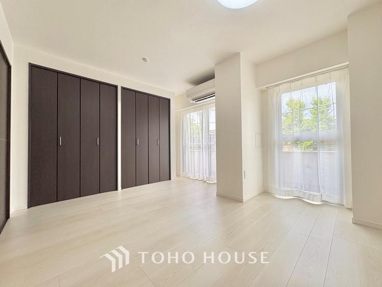 内装 ここにはみんなが集い、子供の成長に合わせて使える快適空間。勉強も遊びも安心して過ごせるおすすめの子供部屋です。