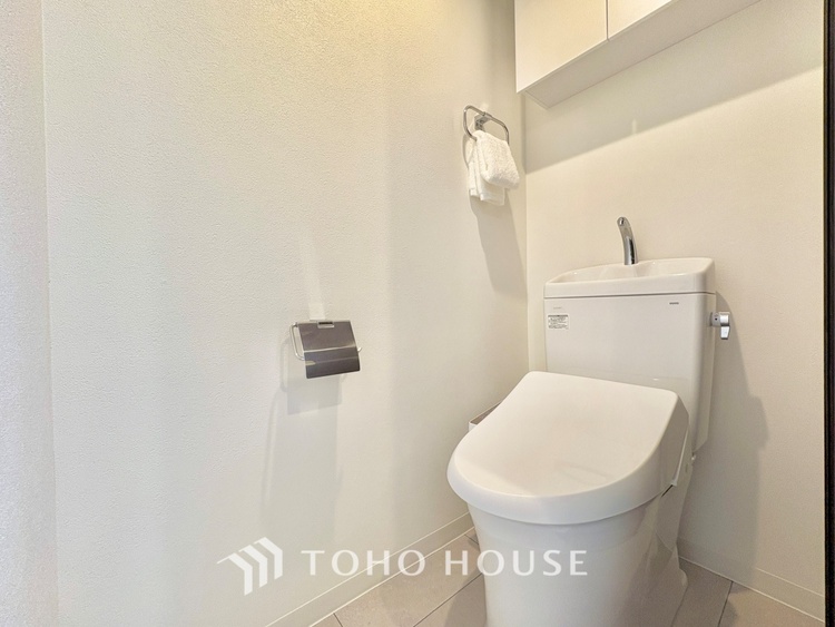 トイレ 清潔感あふれる快適なトイレ。毎日を心地よく過ごせるおすすめポイントです。