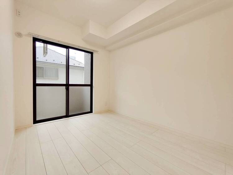 その他 清かで艶やかな時間をもたらしてくれる室内です。