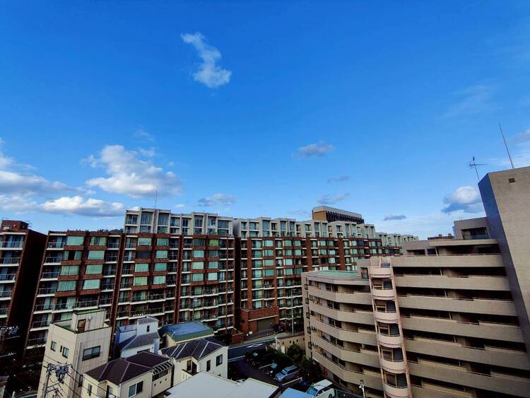 バルコニー 陽当たり・通風・開放感に恵まれた環境です。