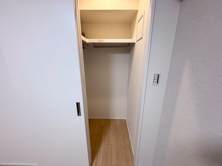 その他 家電やスーツケース、ストック品など何でも片付く嬉しい空間です。