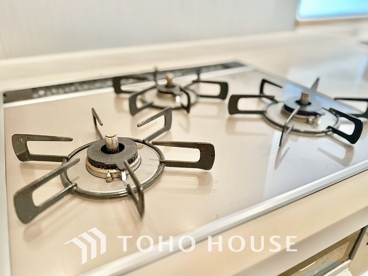 キッチン 現在改装中◆家族のおはよう◆の声を笑顔で迎えてあげられるシステムキッチン。朝ごはんが楽しみでちょっと早起きしたくなるんです。