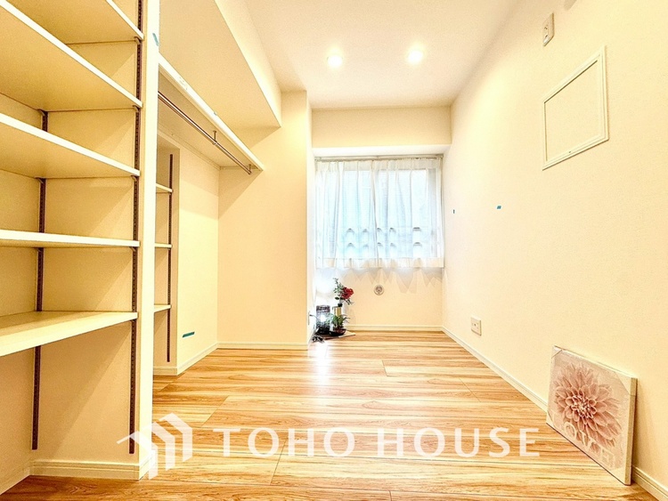 内装 ◆属毛離裏◆子は父を手本とし、母に愛育されて成長する。家族の深い繋がり。いつまでも大切にしたい。