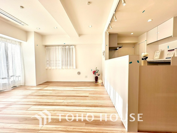 内装 ◆扉を◆開くとこの景色。家族の”おかえり”の声が聞こえてきそう。