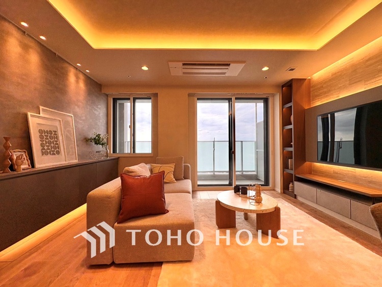 内装 【LIVING】◆住む喜び、楽しさ、感動◆を君と共有したい。いつまでもずっと家族を見渡せるこの広い空間で。