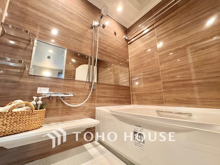 風呂 【BATHROOM】◆プライベートな空間◆simpleだからrelaxできるんです。こころもからだもキレイさっぱり。