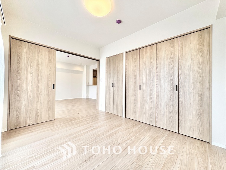 内装 【Breeze, green scent】澄み切った空気。移ろう季節の中、ゆっくりと流れる時間。幸せを噛みしめる穏やかな生活。