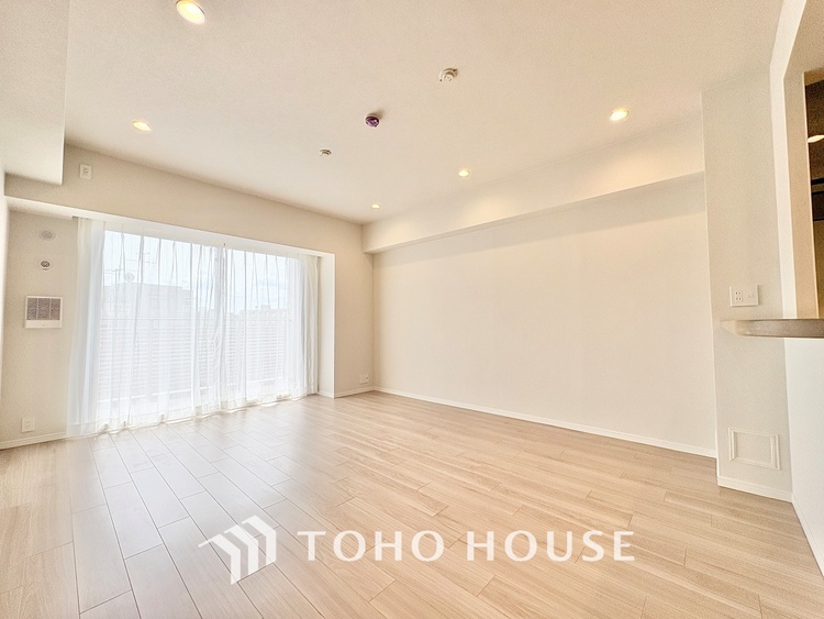 内装 【Green orchestra】◆緑の匂いに誘われて◆目を閉じれば深緑の香り。五感を研ぎ澄まし、日々の疲れを心から癒してくれる。深呼吸するほどに爽やかな薫りたち込める新緑にそと微笑む私達。