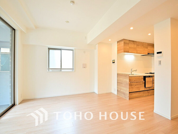 内装 ゆったりとくつろげる上質なリビングダイニングは、あなたの暮らしに価値のある時間を演出してくれます