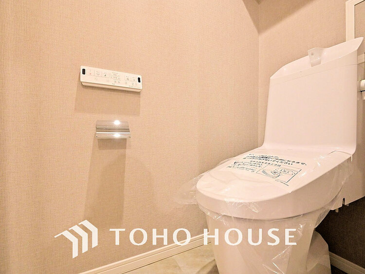 トイレ トイレには快適な温水洗浄便座付