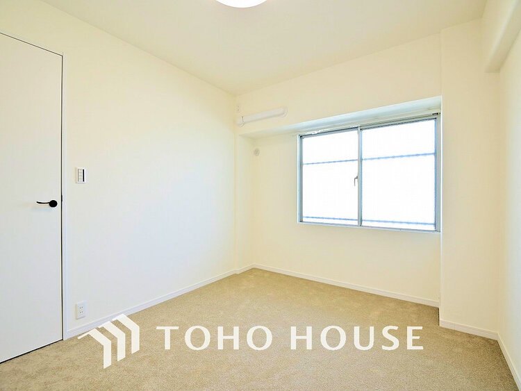 内装 1日の疲れを癒し、心地よく寛げるようゆったりとした広さをしています