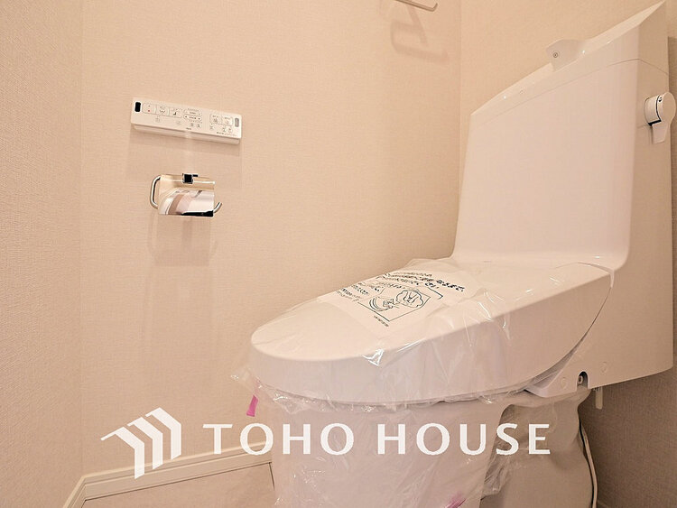 トイレ トイレには快適な温水洗浄便座付