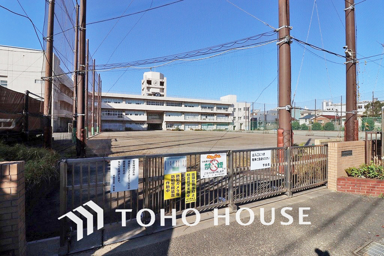 周辺 横浜市立寛政中学校　距離1400ｍ