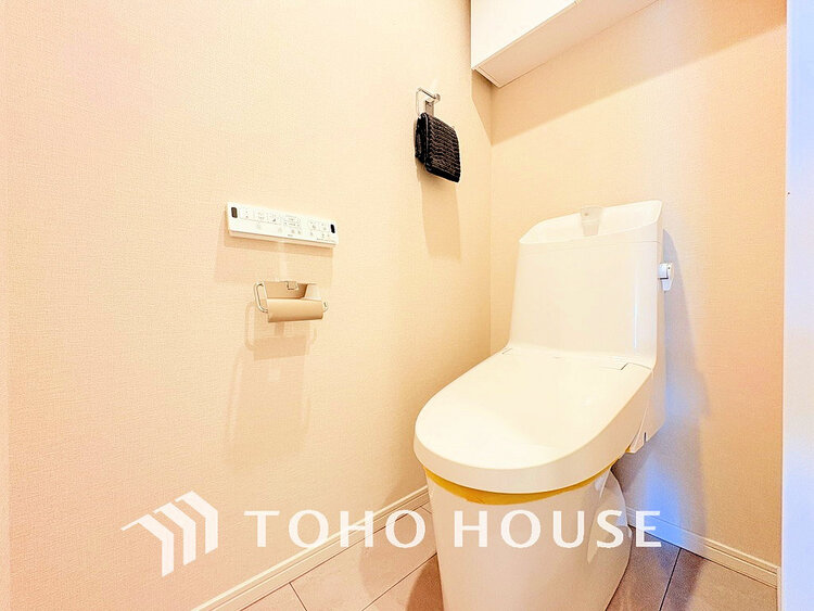 トイレ トイレには快適な温水洗浄便座付