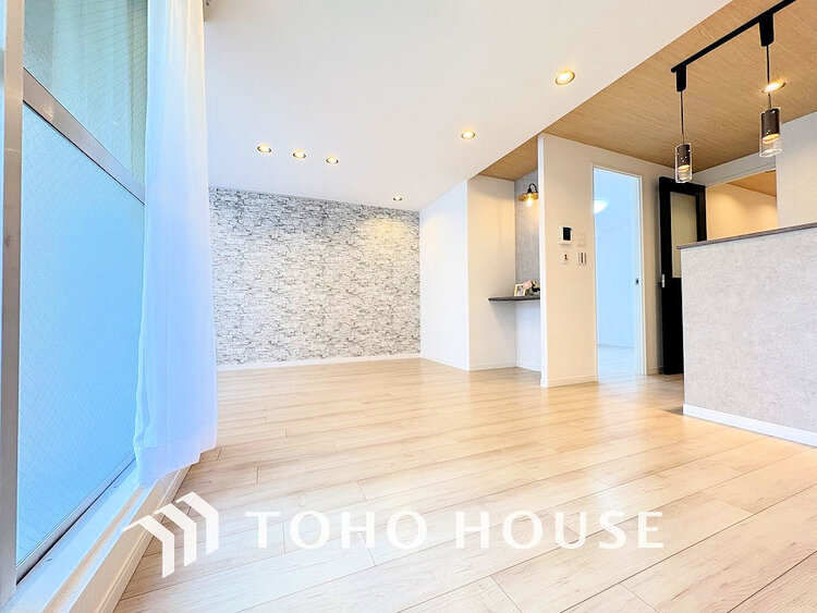 内装 ゆったりとくつろげる上質なリビングダイニングは、あなたの暮らしに価値のある時間を演出してくれます