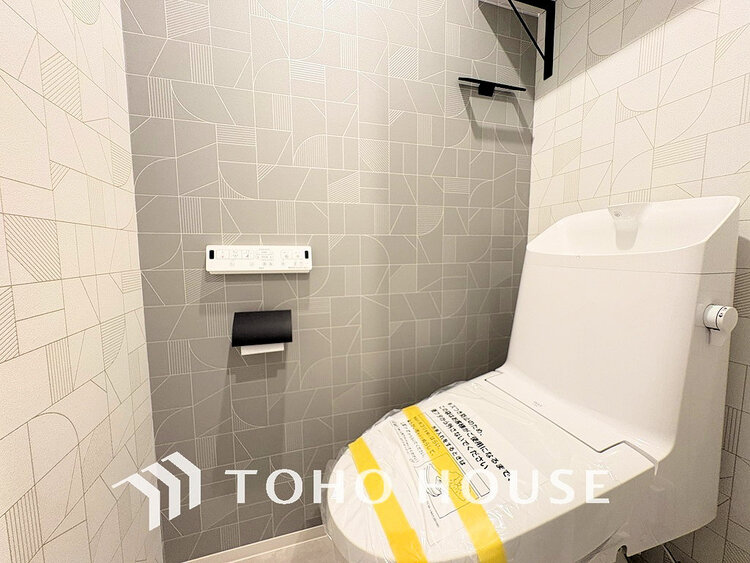 トイレ トイレには快適な温水洗浄便座付