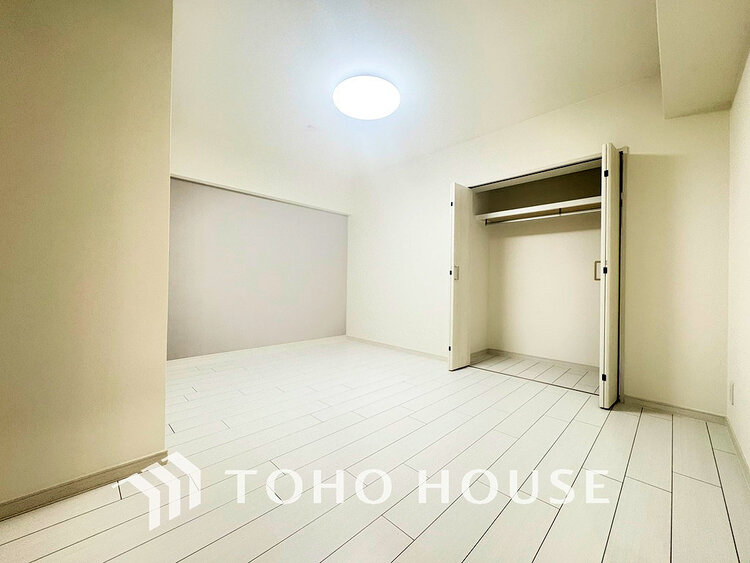 内装 家具の配置のし易い室内です。趣味の部屋としても充分な広さです