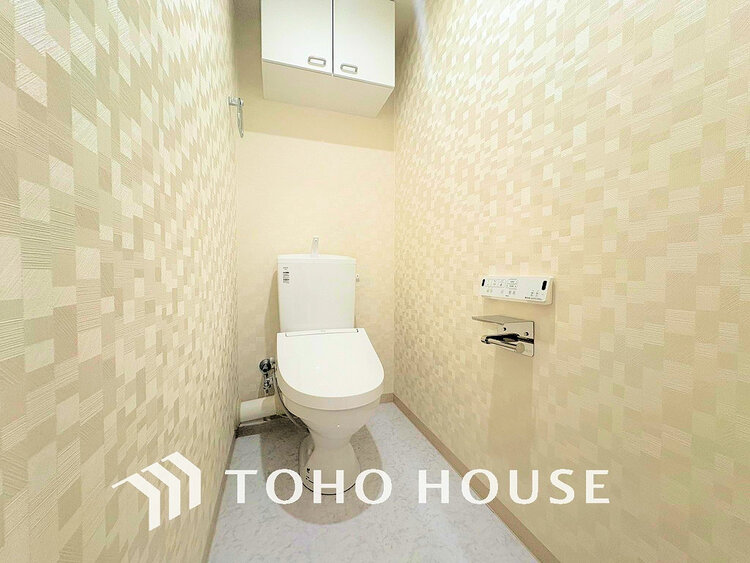 トイレ トイレには快適な温水洗浄便座付