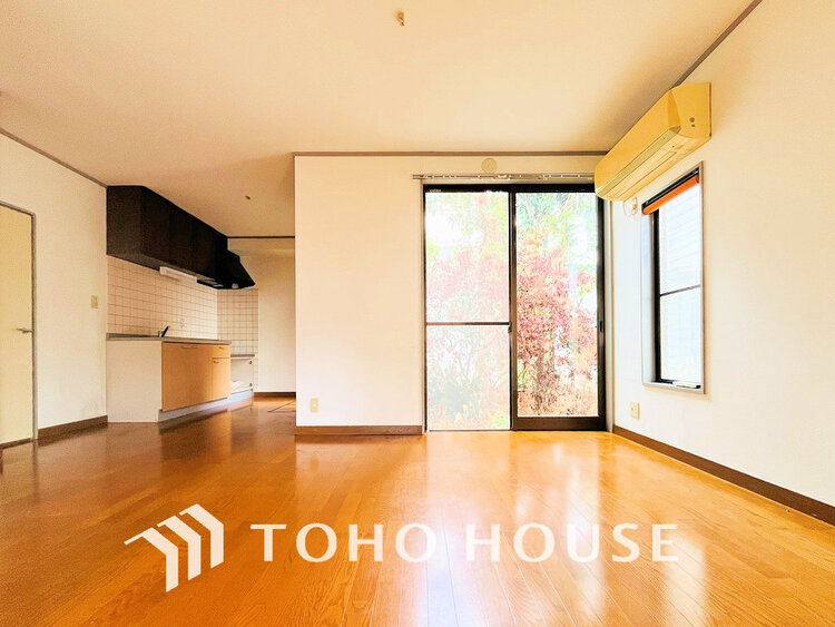 内装 ゆったりとくつろげる上質なリビングダイニングは、あなたの暮らしに価値のある時間を演出してくれます