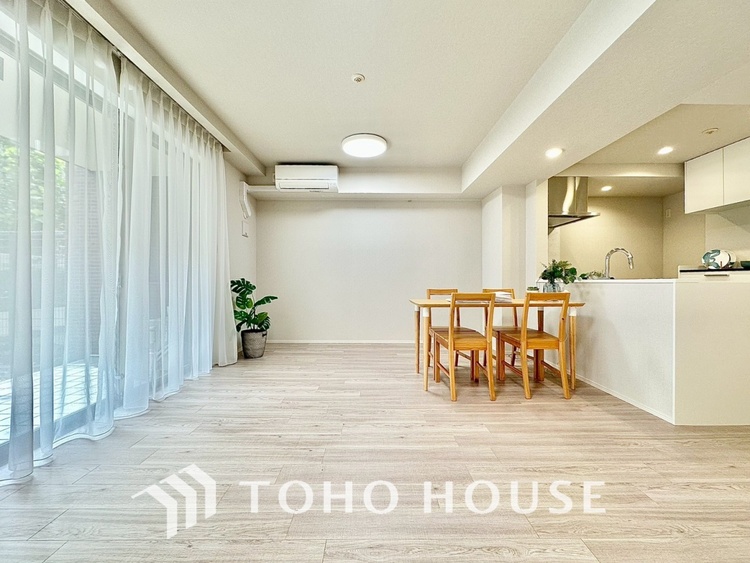 内装 【LIVING】◆家族◆愛する家族を一目で見渡せる。家族が集う空間。永遠に続く幸せな毎日を、ここで。