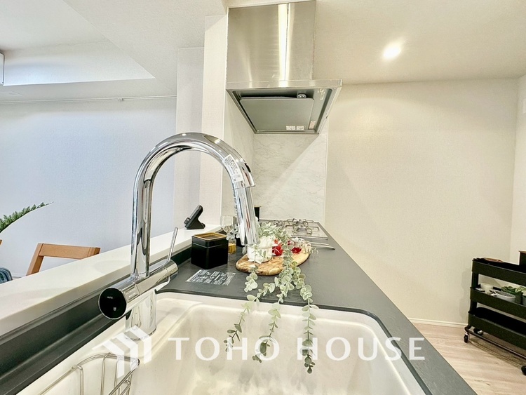 キッチン 【KITCHEN】◆毎日の健康◆は美味しいお水から。そんな毎日を支えてくれるのが浄水器です。