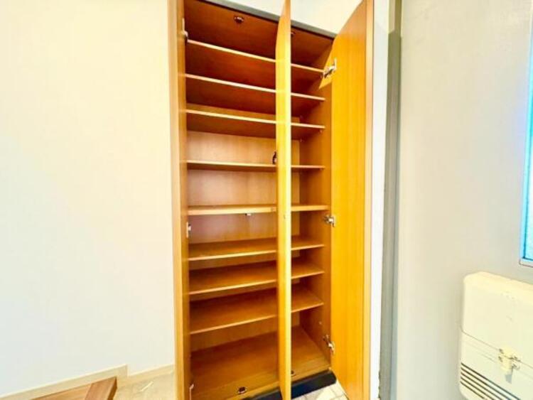 その他 靴収納たっぷり