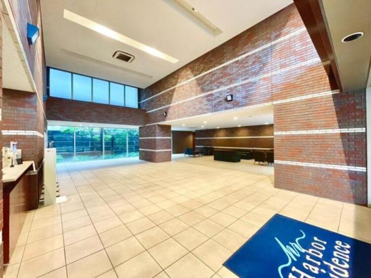 エントランス エントランス