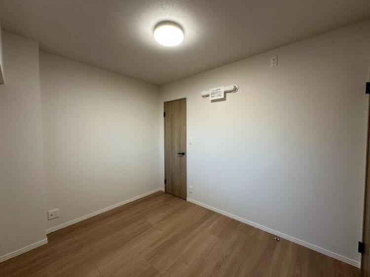 内装 各居室収納がありご家族ごとのアイテムをすっきりとしまえます 