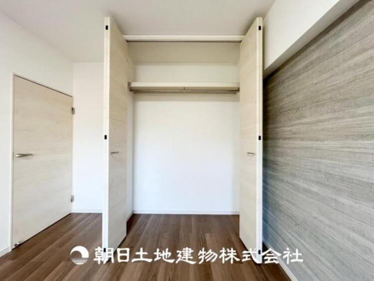 収納 【収納】部屋ごとに設けた収納は住みやすさへのこだわりがあります。シンプルで使いやすい収納スペース。