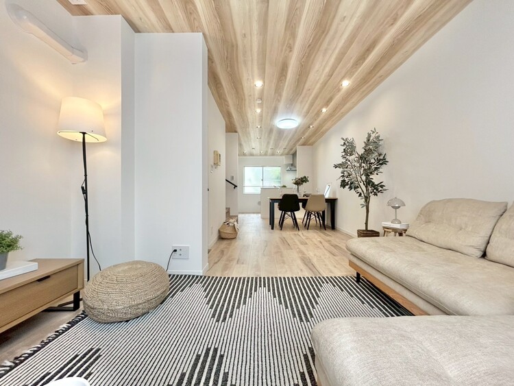 居間 過ごす時間が、たくさんの思い出として紡がれていく場所。