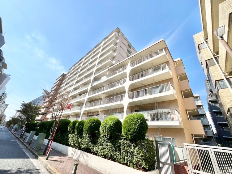 外観 資料には掲載していない情報が、現地にはたくさんあります。是非一度、現地をご確認ください。