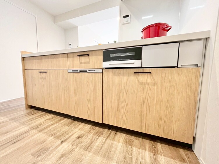 キッチン 洗練されたスタイリッシュなデザイン性と使いやすさを備えた仕様。