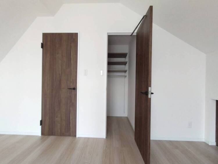 その他 家電やスーツケース、ストック品など何でも片付く嬉しい空間です。