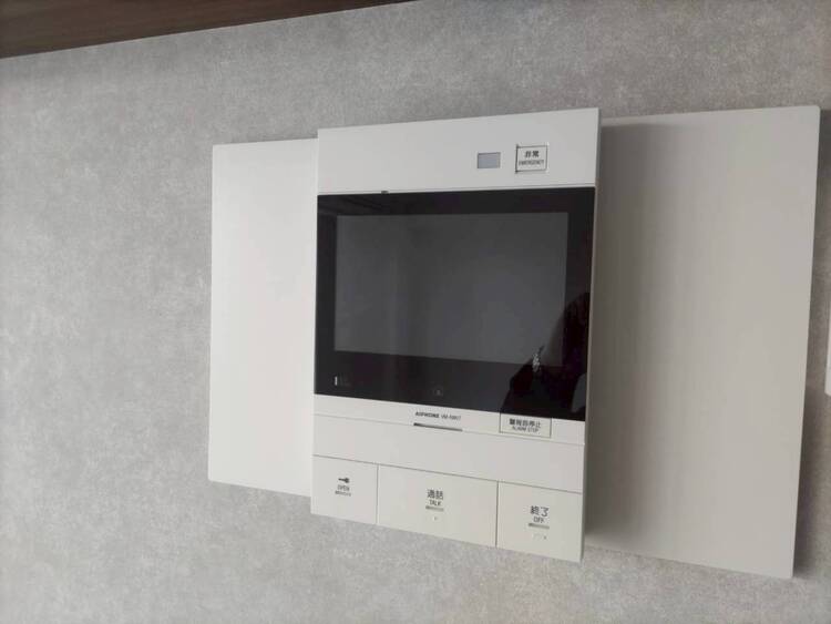 その他 誰が来てもわかる様にモニター付きインターホンを設置。