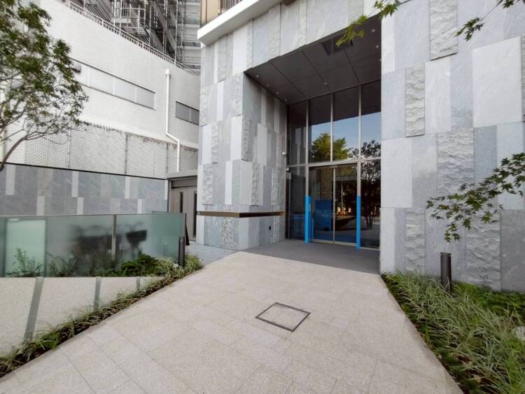 その他 上質感漂う玄関アプローチです。